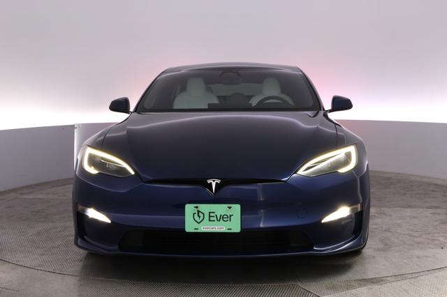 2023 Tesla Model S — photo 9 of 26