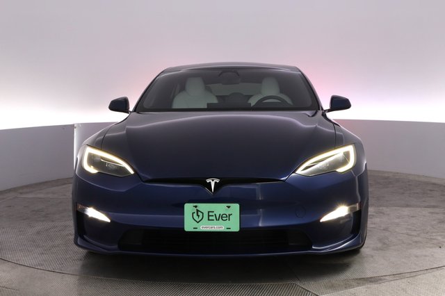 2023 Tesla Model S — photo 9 of 26
