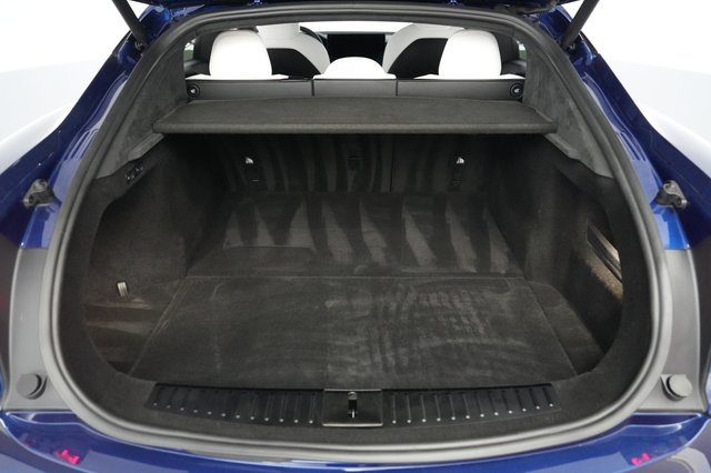 2023 Tesla Model S — photo 6 of 26