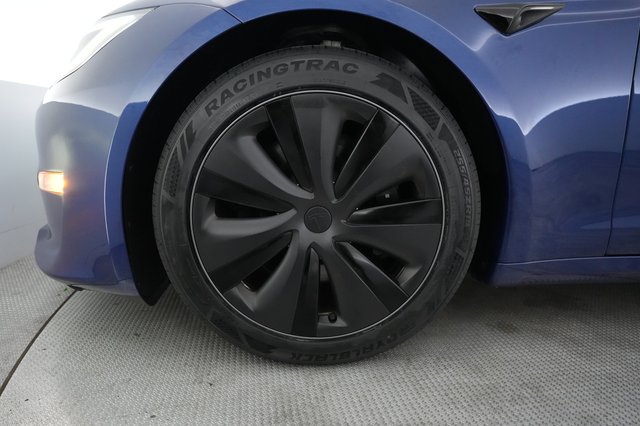 2023 Tesla Model S — photo 15 of 26