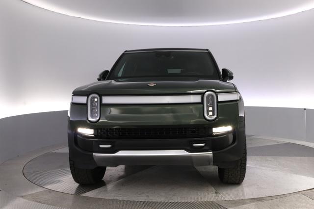 2023 Rivian R1S — photo 9 of 27