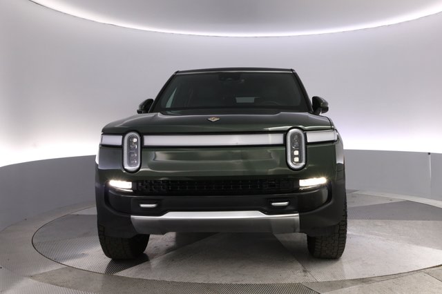 2023 Rivian R1S — photo 9 of 27