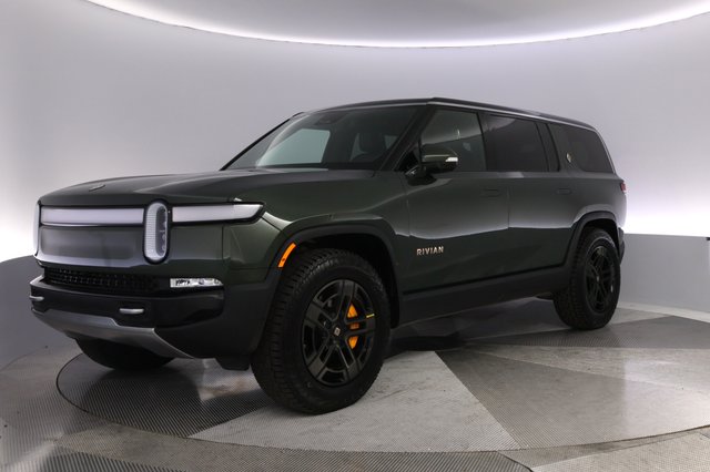 2023 Rivian R1S — VIN 7PDSGABA2PN008347