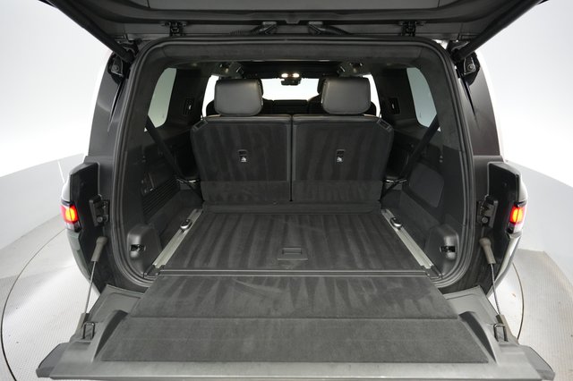 2023 Rivian R1S — photo 6 of 27
