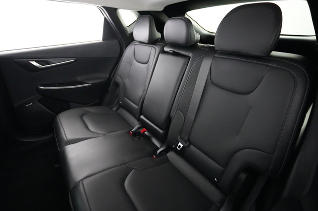 2023 Kia EV6 — photo 19 of 28