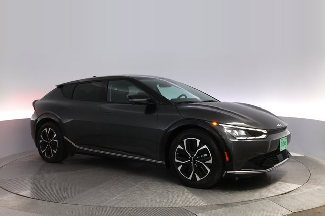 2023 Kia EV6 — photo 11 of 28