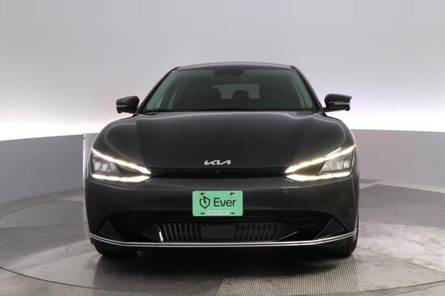2023 Kia EV6 — photo 9 of 28