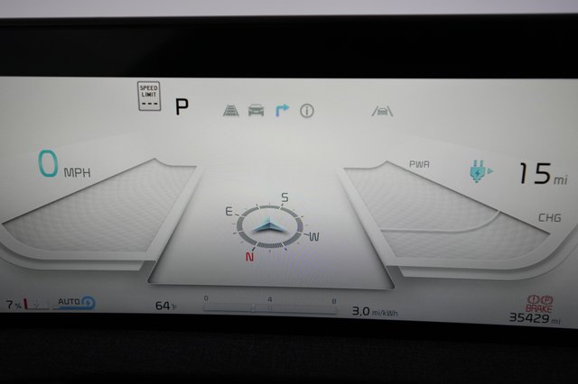 2023 Kia EV6 — photo 5 of 28