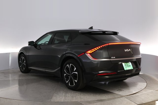 2023 Kia EV6 — photo 13 of 28