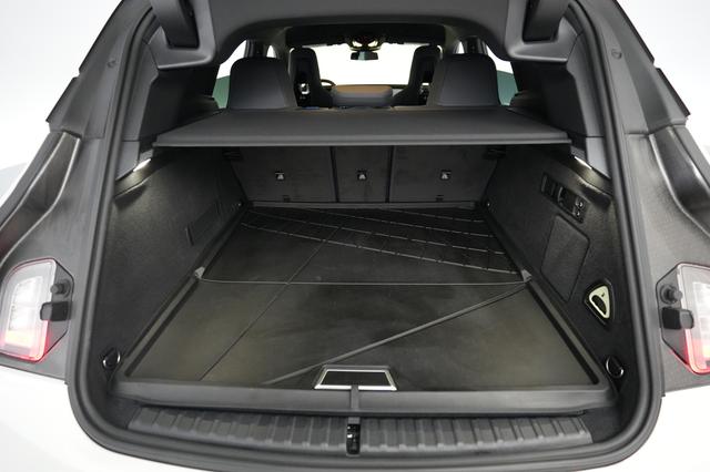 2023 BMW iX — photo 6 of 21