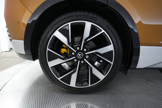 2024 Acura ZDX — photo 17 of 23