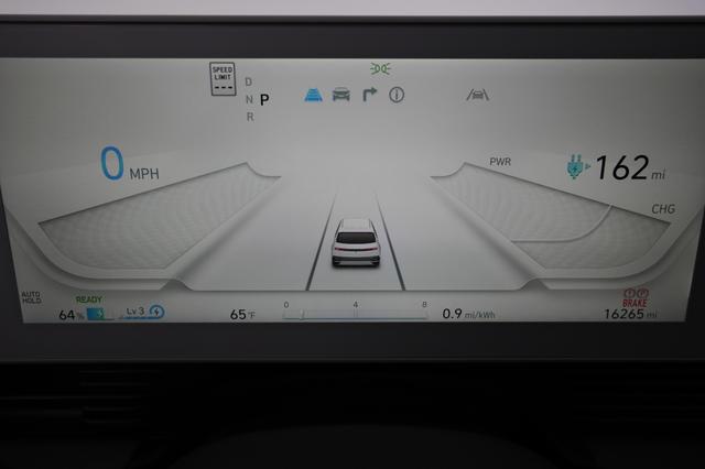 2024 Hyundai IONIQ 5 — photo 5 of 24
