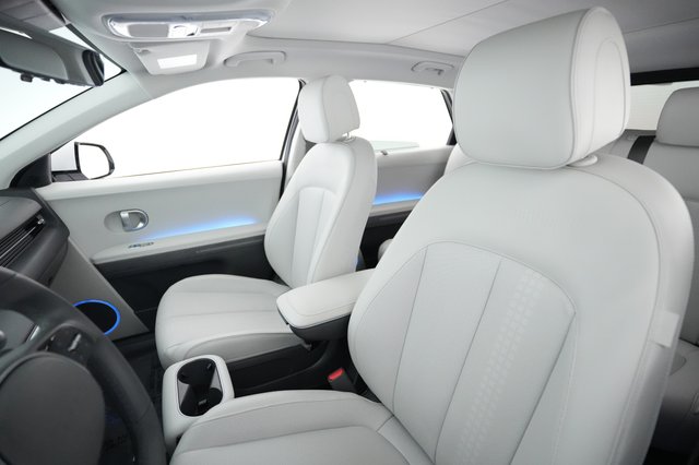 2024 Hyundai IONIQ 5 — photo 3 of 24