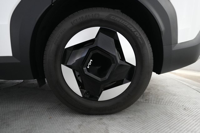 2024 Kia EV9 — photo 7 of 24
