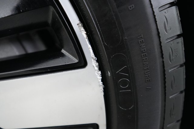 2025 Volvo EX90 — photo 23 of 24