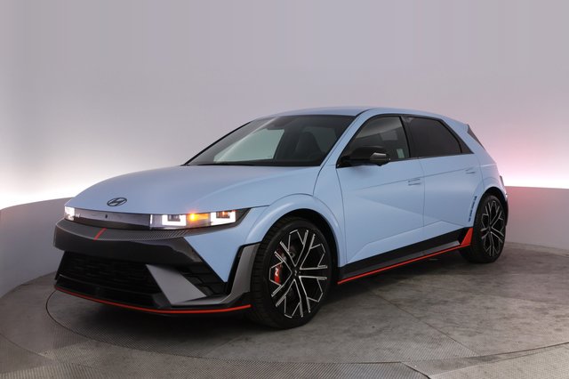 2025 Hyundai IONIQ 5 — VIN KM8KNDA89SU007946