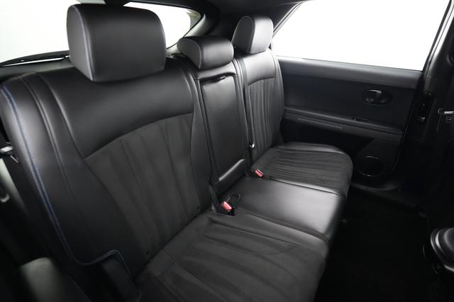 2025 Hyundai IONIQ 5 — photo 4 of 22