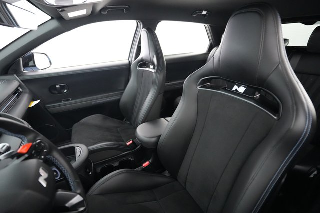 2025 Hyundai IONIQ 5 — photo 3 of 22