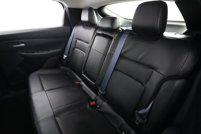 2026 Nissan LEAF — photo 19 of 24