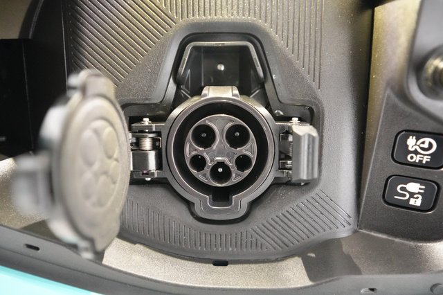 2026 Nissan LEAF — photo 23 of 24