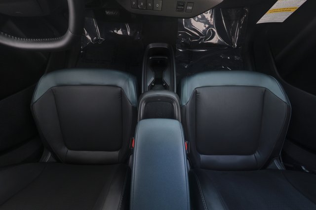 2026 Nissan LEAF — photo 22 of 24