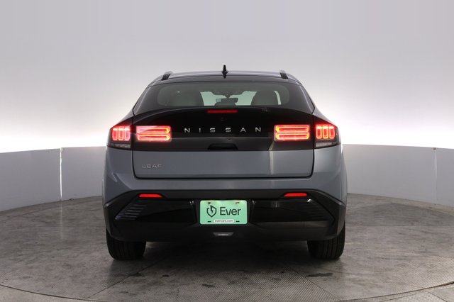 2026 Nissan LEAF — photo 12 of 24