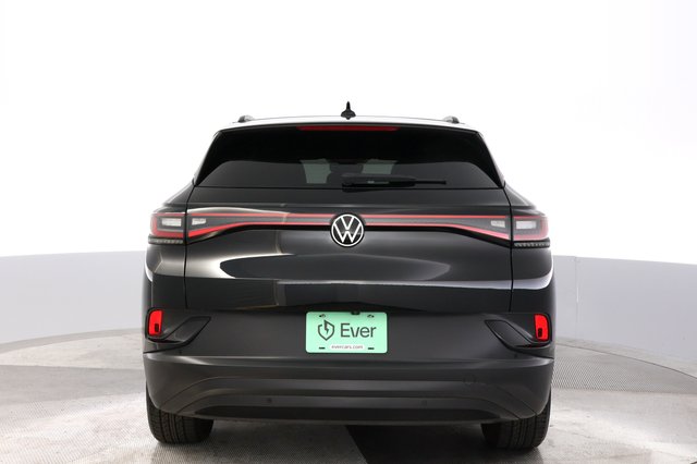 2021 Volkswagen ID.4 — photo 12 of 22