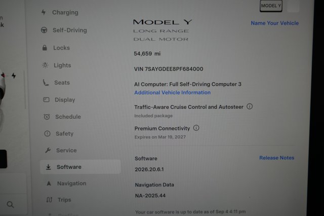 2023 Tesla Model Y — photo 5 of 23