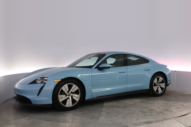 2023 Porsche Taycan — photo 14 of 28