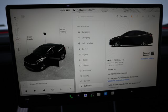 2026 Tesla Model Y — photo 5 of 24