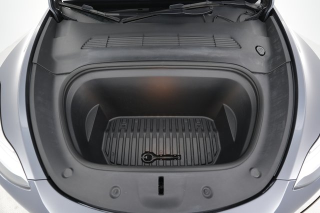 2023 Tesla Model Y — photo 23 of 24