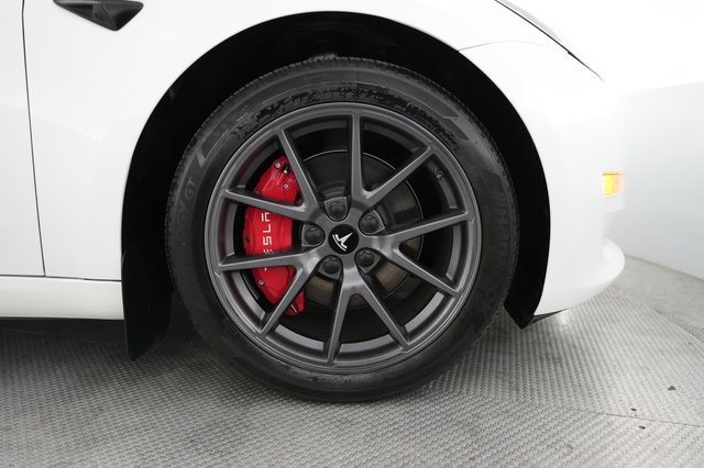 2023 Tesla Model 3 — photo 16 of 24