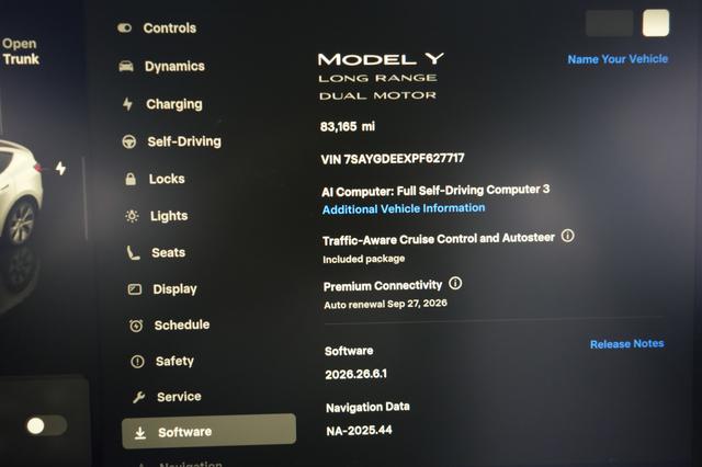2023 Tesla Model Y — photo 5 of 24