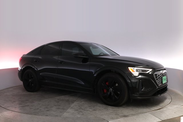 2024 Audi Q8 e-tron — photo 11 of 28
