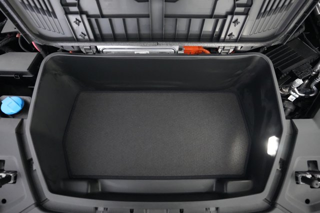 2024 Audi Q8 e-tron — photo 23 of 28