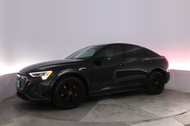 2024 Audi Q8 e-tron — photo 14 of 28