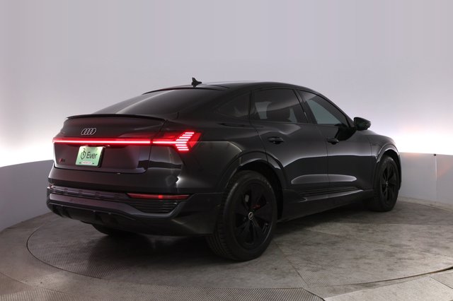 2024 Audi Q8 e-tron — photo 2 of 28