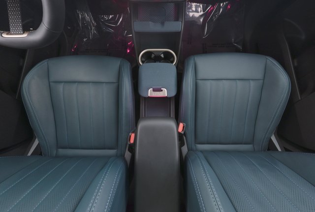2025 MINI Countryman — photo 22 of 26