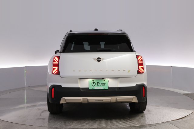 2025 MINI Countryman — photo 12 of 26