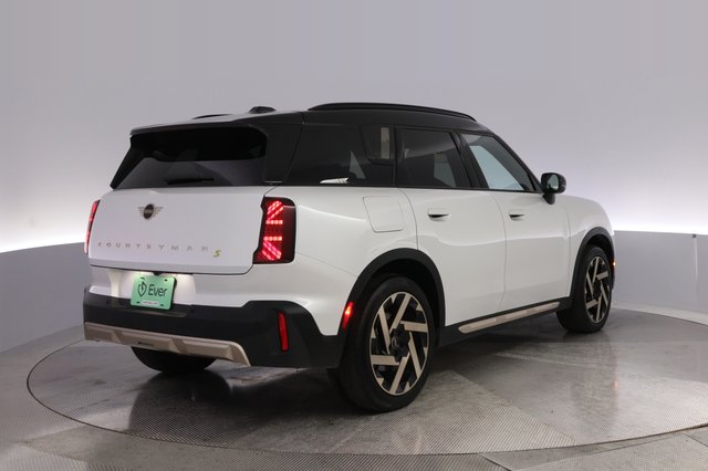 2025 MINI Countryman — photo 2 of 26