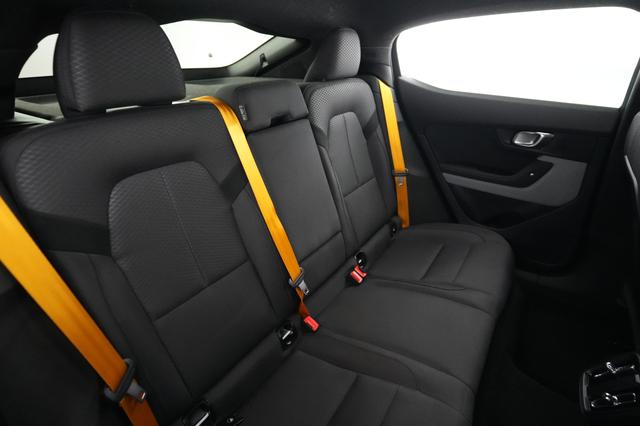 2022 Polestar 2 — photo 4 of 24