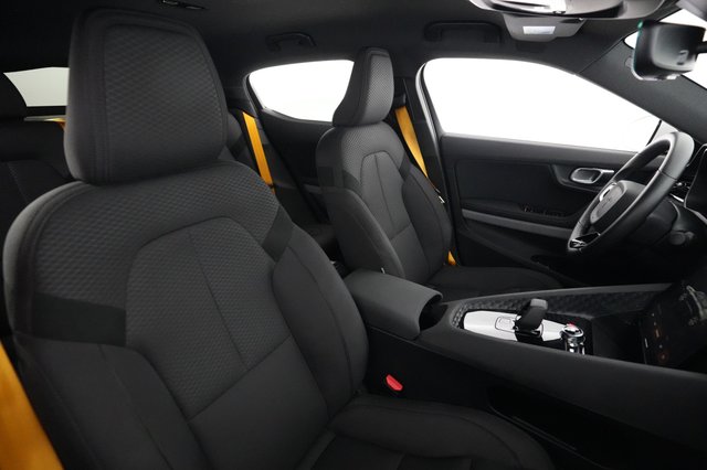 2022 Polestar 2 — photo 18 of 24