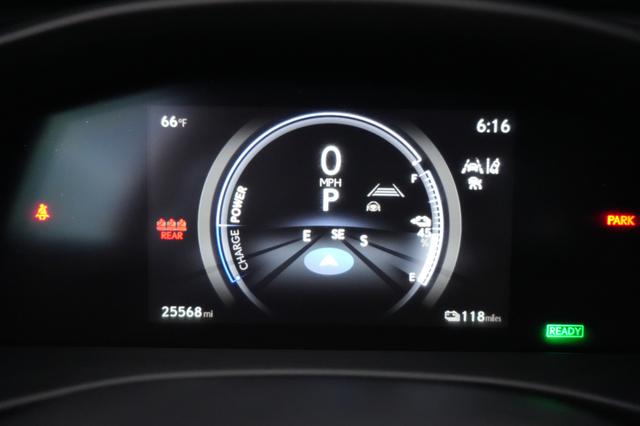 2023 Lexus RZ — photo 5 of 25