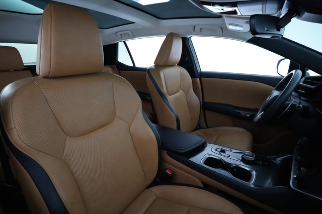 2023 Lexus RZ — photo 18 of 25
