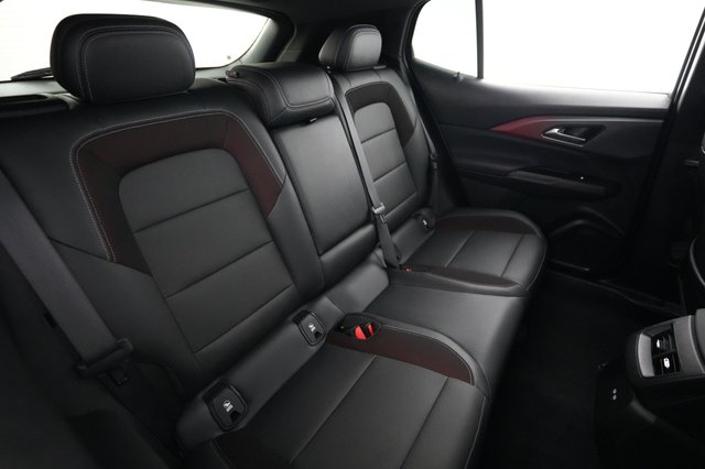 2024 Chevrolet Equinox EV — photo 4 of 26