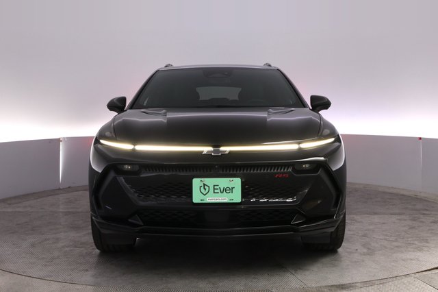 2024 Chevrolet Equinox EV — photo 9 of 26