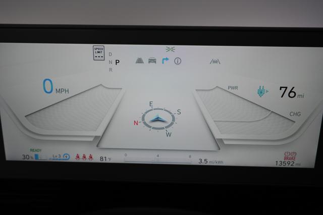2024 Hyundai IONIQ 5 — photo 5 of 29
