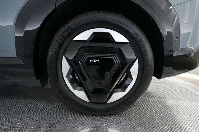 2024 Kia EV9 — photo 7 of 26