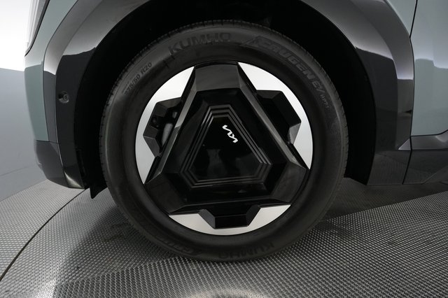 2024 Kia EV9 — photo 15 of 26