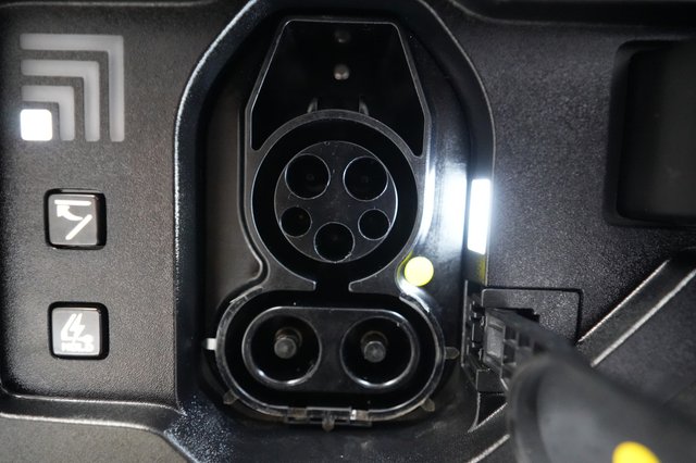 2024 Kia EV9 — photo 8 of 26